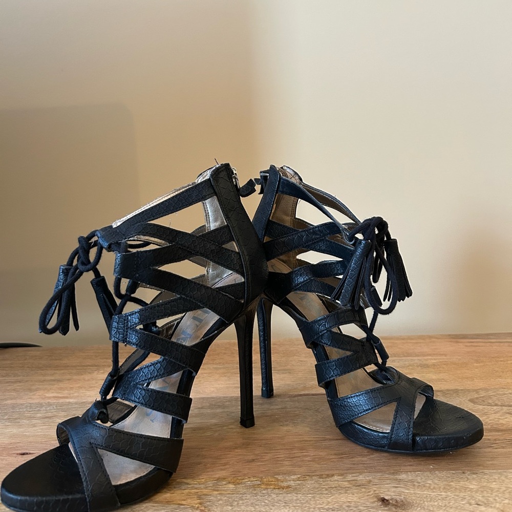 Sam & Libby Black Strappy Heels